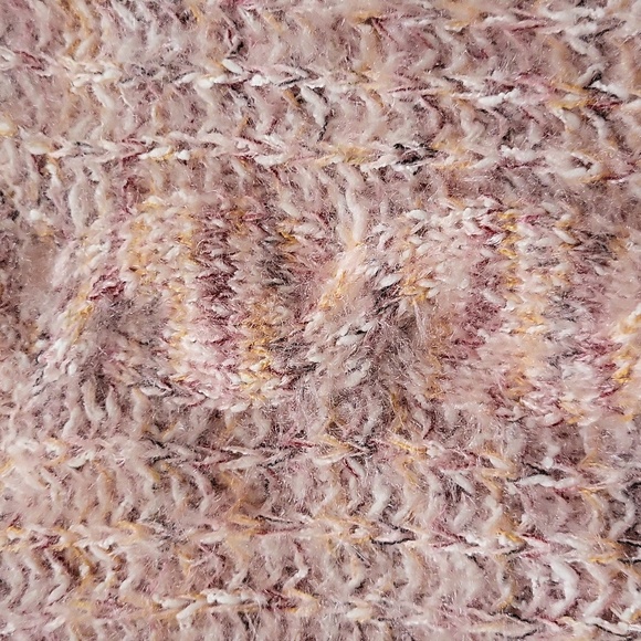 EUC Almost Famous women's pink orange sofy fluffy cable knit sweater scoop neck - Picture 4 of 8